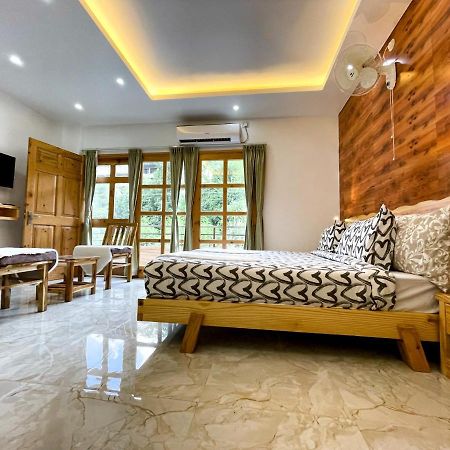The Wild Yak Hotel Mandi Bagian luar foto