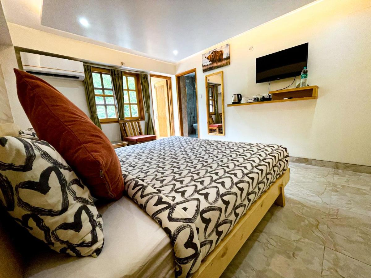 The Wild Yak Hotel Mandi Bagian luar foto