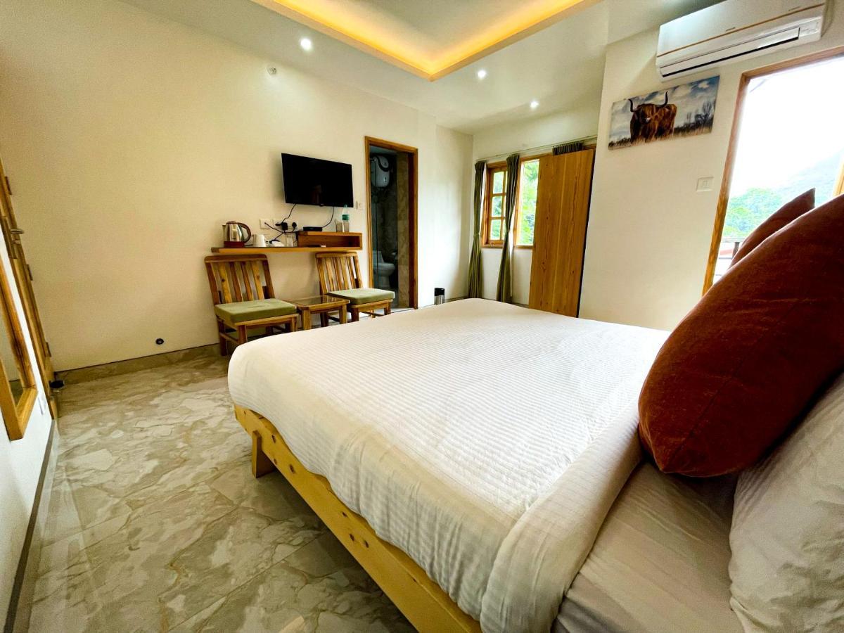 The Wild Yak Hotel Mandi Bagian luar foto