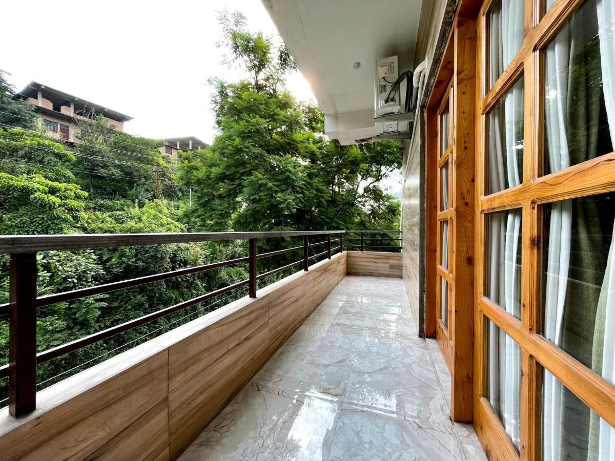The Wild Yak Hotel Mandi Bagian luar foto