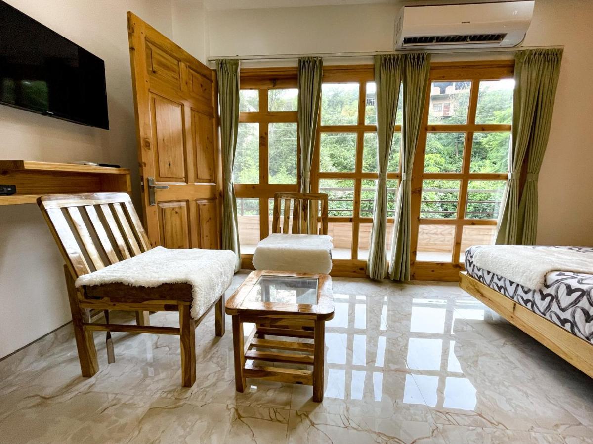 The Wild Yak Hotel Mandi Bagian luar foto