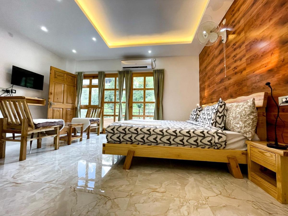 The Wild Yak Hotel Mandi Bagian luar foto