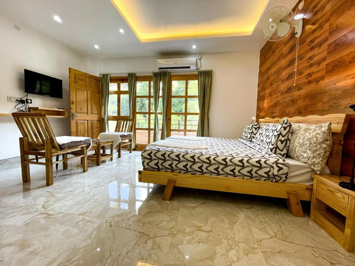 The Wild Yak Hotel Mandi Bagian luar foto
